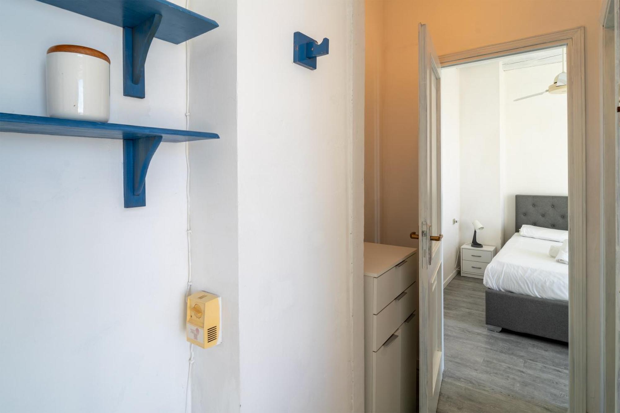 Апартаменты Casa Grimaldi - Terrace & Sea View Вентимилья Экстерьер фото