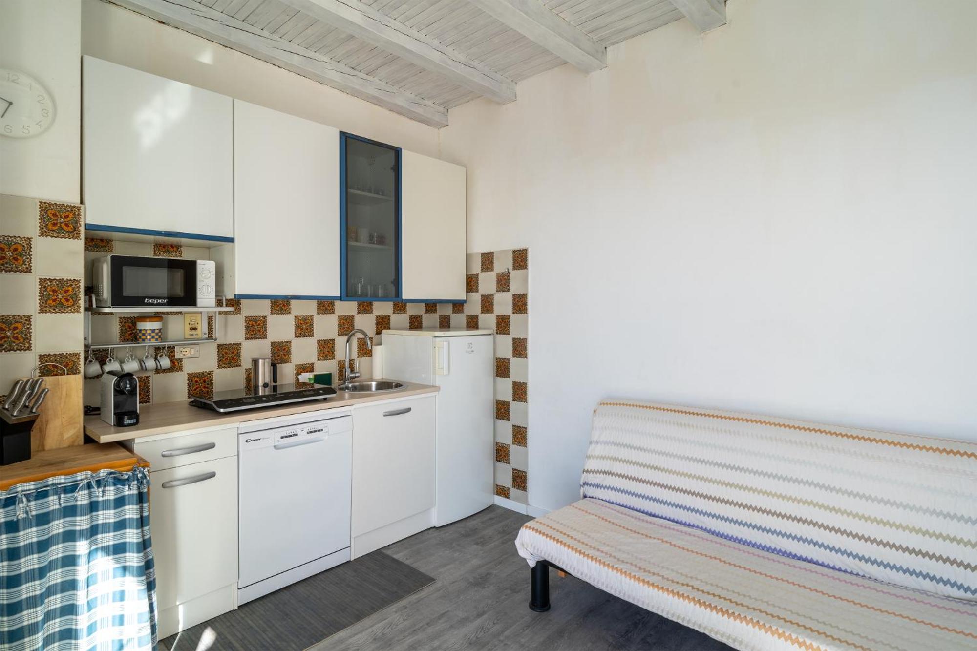Апартаменты Casa Grimaldi - Terrace & Sea View Вентимилья Экстерьер фото